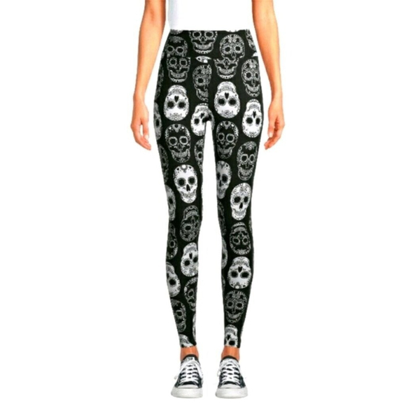 No Boundaries Pants - Junior's M Black & White Sugar Skull High Rise Leggings
